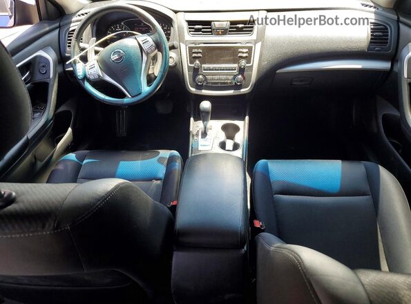 1N4AL3AP1HC495415 2017 NISSAN ALTIMA Blue Вид панелі приладів