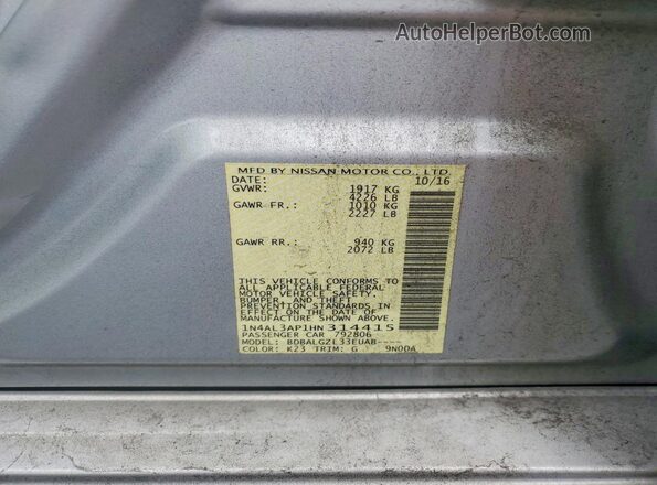 1N4AL3AP1HN314415 2017 NISSAN ALTIMA Silver Widok komory silnika