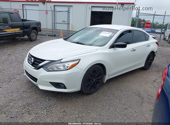 1N4AL3AP1HN335152 2017 NISSAN ALTIMA White Przód lewy