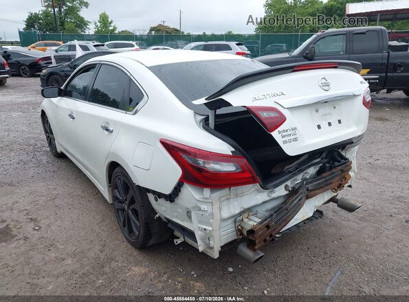 1N4AL3AP1HN335152 2017 NISSAN ALTIMA White Tył lewy