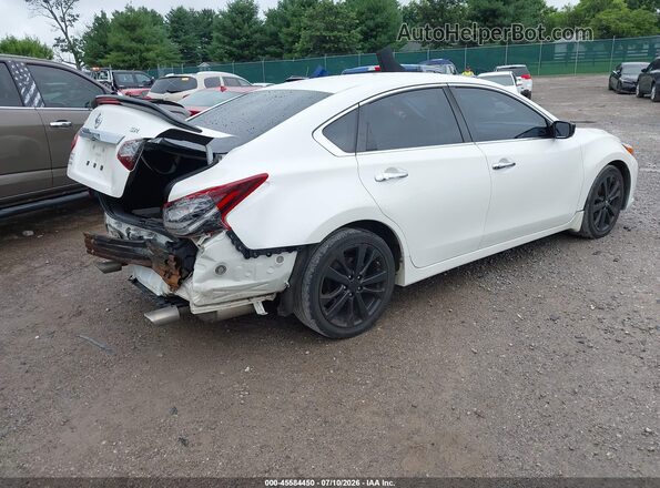 1N4AL3AP1HN335152 2017 NISSAN ALTIMA White Tył prawy