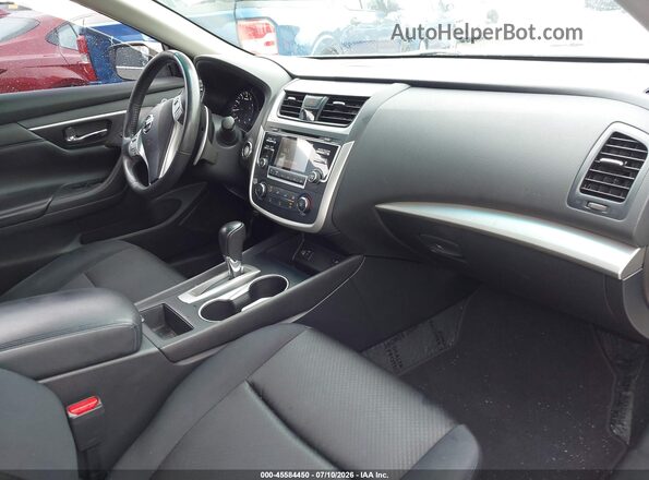 1N4AL3AP1HN335152 2017 NISSAN ALTIMA White Widok wnętrza z przodu