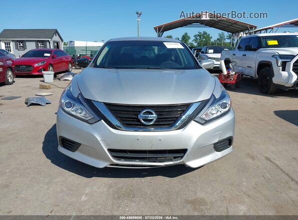 1N4AL3AP1JC117102 2018 NISSAN ALTIMA Silver Սալոնի հետևի տեսք