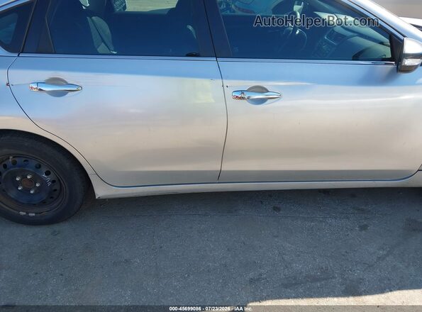 1N4AL3AP1JC117102 2018 NISSAN ALTIMA Silver 