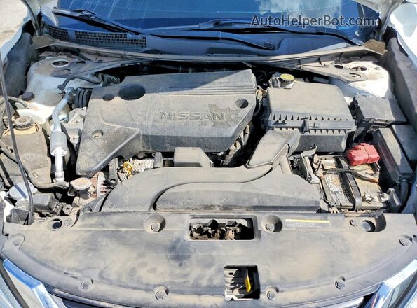 1N4AL3AP1JC136541 2018 NISSAN ALTIMA White Սալոնի հետևի տեսք
