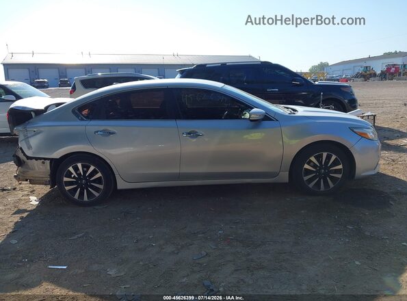 1N4AL3AP1JC140072 2018 NISSAN ALTIMA Серебряный Панорамный вид салона 360°