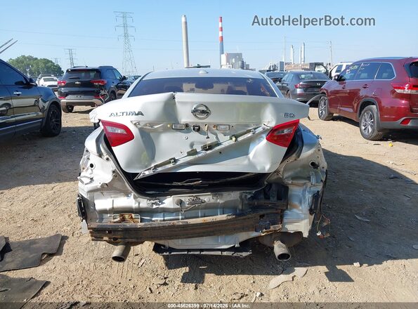 1N4AL3AP1JC140072 2018 NISSAN ALTIMA Серебряный 