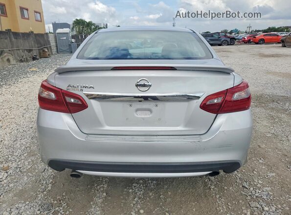 1N4AL3AP1JC157826 2018 NISSAN ALTIMA Silver Вид ззаду