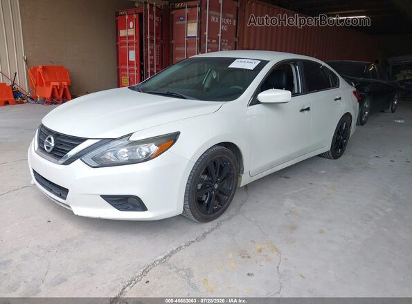 1N4AL3AP1JC186713 2018 NISSAN ALTIMA White Передня ліва чверть