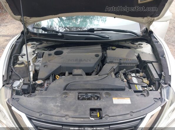 1N4AL3AP1JC202876 2018 NISSAN ALTIMA White Rear view
