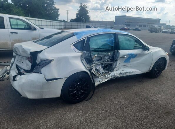 1N4AL3AP1JC211125 2018 NISSAN ALTIMA White Задня права чверть