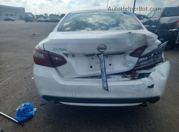 1N4AL3AP1JC211125 2018 NISSAN ALTIMA White Вид ззаду