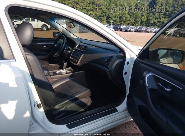 1N4AL3AP1JC244982 2018 NISSAN ALTIMA Белый Вид салона спереди