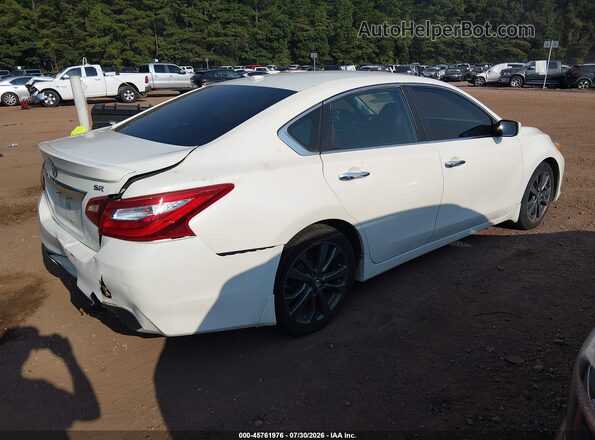 1N4AL3AP1JC244982 2018 NISSAN ALTIMA Белый Задняя правая четверть