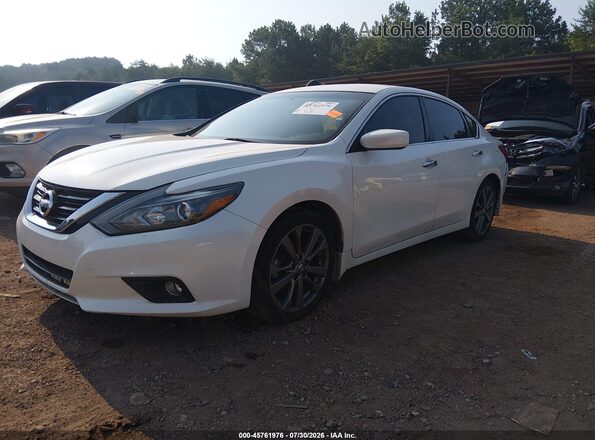 1N4AL3AP1JC244982 2018 NISSAN ALTIMA Белый Передняя левая четверть