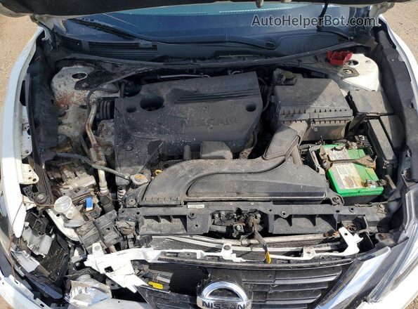 1N4AL3AP1JC249213 2018 NISSAN ALTIMA White Widok wnętrza z tyłu
