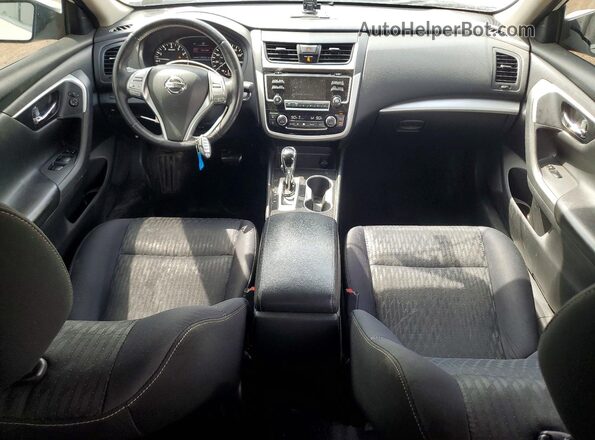 1N4AL3AP1JC249213 2018 NISSAN ALTIMA White Widok deski rozdzielczej