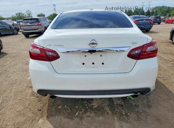 1N4AL3AP1JC249213 2018 NISSAN ALTIMA White Widok z tyłu