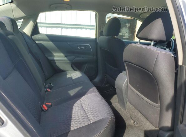 1N4AL3AP1JC252502 2018 NISSAN ALTIMA Silver Вид задніх сидінь
