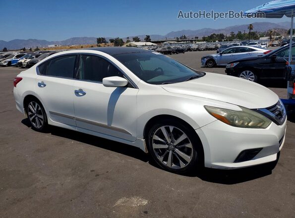 1N4AL3AP2GC117490 2016 NISSAN ALTIMA Белый Передняя правая четверть