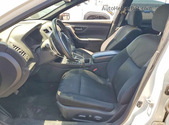 1N4AL3AP2GC117490 2016 NISSAN ALTIMA Белый Вид салона спереди