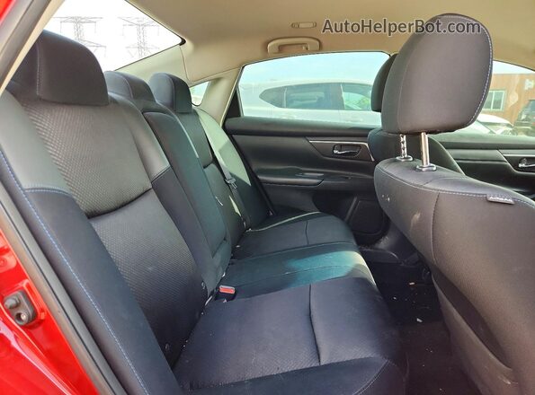 1N4AL3AP2GC125380 2016 NISSAN ALTIMA Red Widok tylnych siedzeń