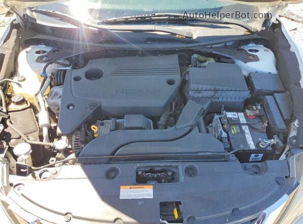 1N4AL3AP2GC157147 2016 NISSAN ALTIMA White Vista interior trasera
