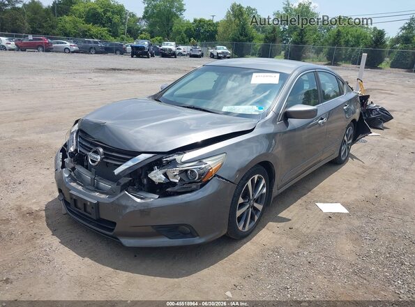 1N4AL3AP2HC112677 2017 NISSAN ALTIMA Gray Vista tres cuartos delantera izquierda