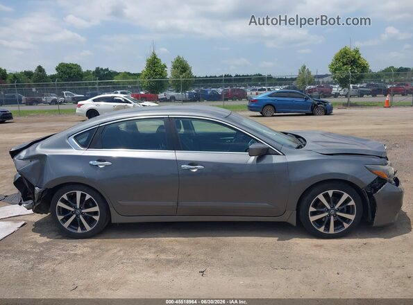 1N4AL3AP2HC112677 2017 NISSAN ALTIMA Gray Vista interior trasera