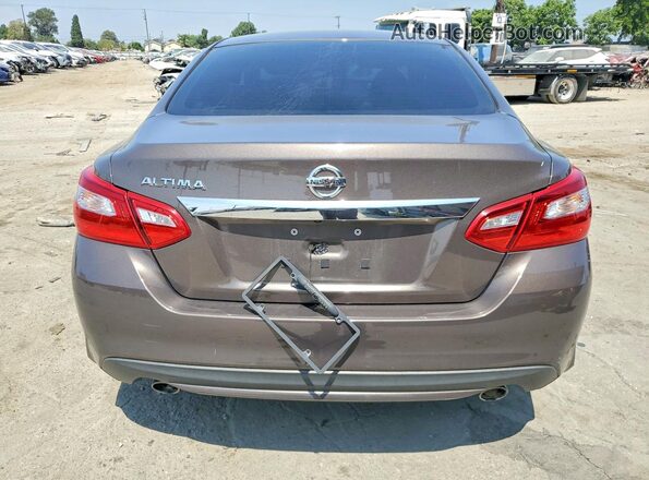 1N4AL3AP2HC152709 2017 NISSAN ALTIMA Brown Вид ззаду