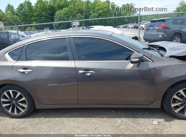 1N4AL3AP2HC204324 2017 NISSAN ALTIMA Brown Вид щитка приладів