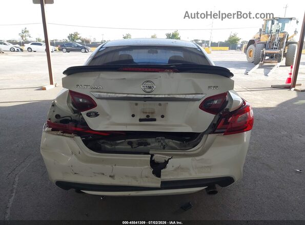1N4AL3AP2HC214965 2017 NISSAN ALTIMA White Front view