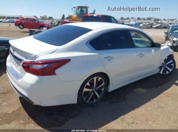 1N4AL3AP2HN324435 2017 NISSAN ALTIMA White Trasero derecho