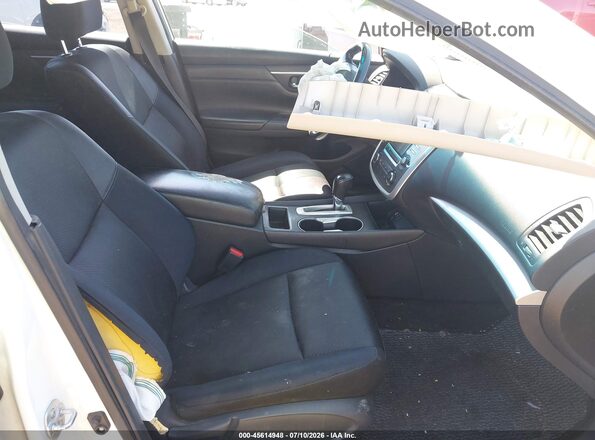 1N4AL3AP2HN324435 2017 NISSAN ALTIMA White Vista interior delantera