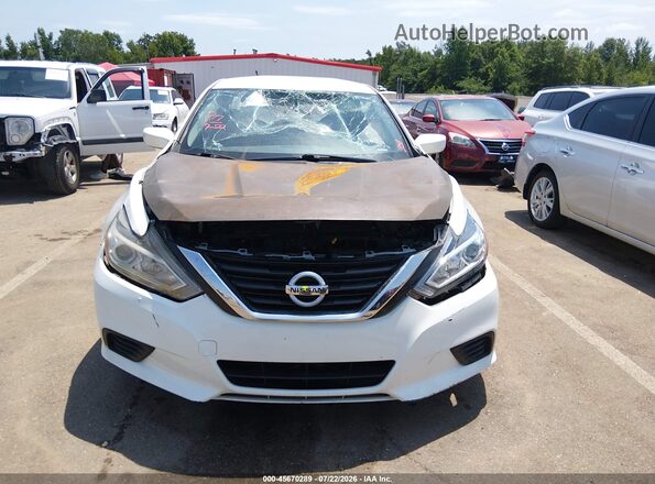 1N4AL3AP2JC119019 2018 NISSAN ALTIMA Белый Вид задней части салона