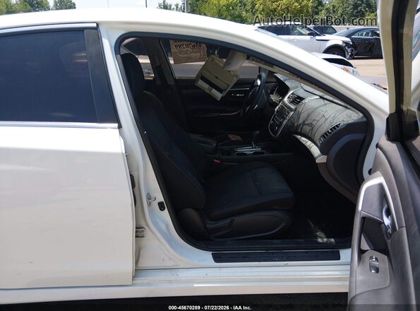 1N4AL3AP2JC119019 2018 NISSAN ALTIMA Белый Вид салона спереди