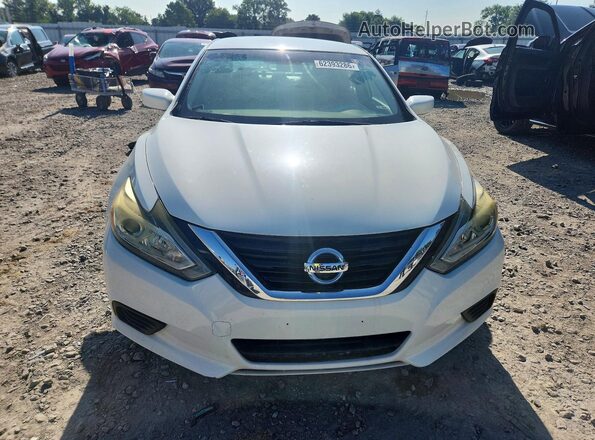 1N4AL3AP2JC157883 2018 NISSAN ALTIMA White Вид спереду