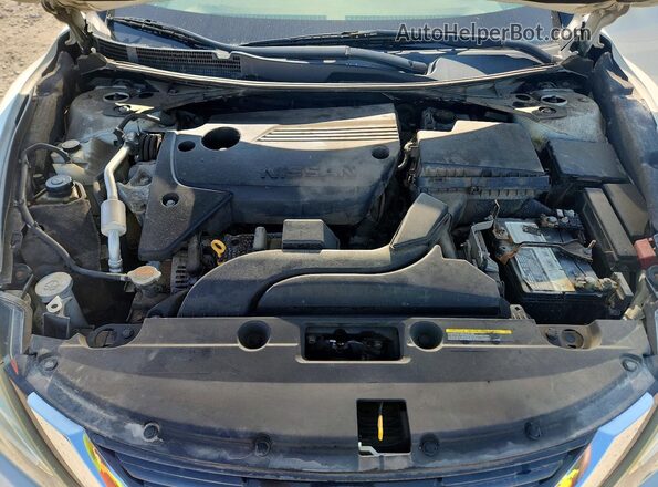 1N4AL3AP2JC157883 2018 NISSAN ALTIMA White Вид задньої частини салону