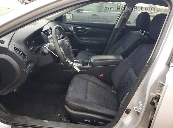 1N4AL3AP2JC205530 2018 NISSAN ALTIMA Silver Front interior view