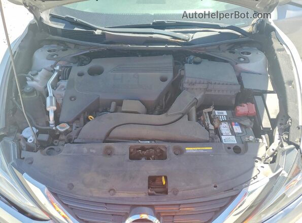 1N4AL3AP2JC223798 2018 NISSAN ALTIMA Silver Вид задньої частини салону