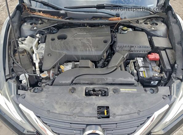 1N4AL3AP2JC235627 2018 NISSAN ALTIMA Black Rear interior view