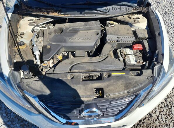 1N4AL3AP2JC290949 2018 NISSAN ALTIMA Белый Вид задней части салона