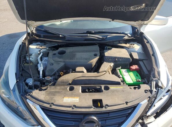 1N4AL3AP2JC292586 2018 NISSAN ALTIMA White Vista interior trasera