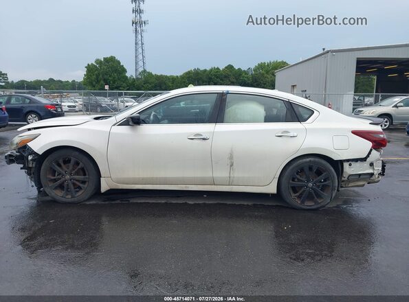 1N4AL3AP2JC296637 2018 NISSAN ALTIMA White Սալոնի 360 աստիճան տեսք