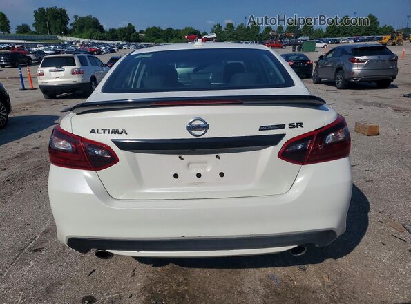 1N4AL3AP2JC470397 2018 NISSAN ALTIMA White Հետևի տեսք