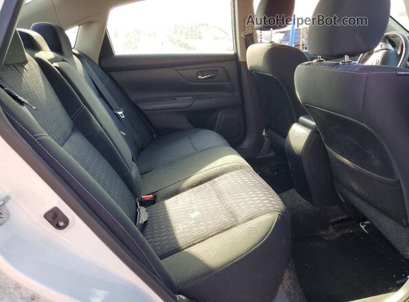 1N4AL3AP3GC113089 2016 NISSAN ALTIMA White Widok tylnych siedzeń
