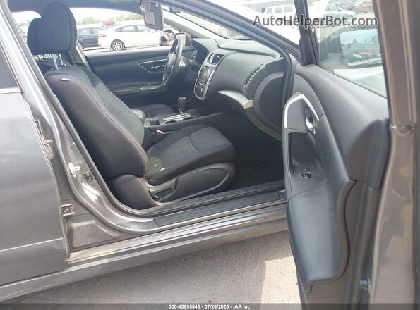 1N4AL3AP3GC147906 2016 NISSAN ALTIMA Gray Front interior view