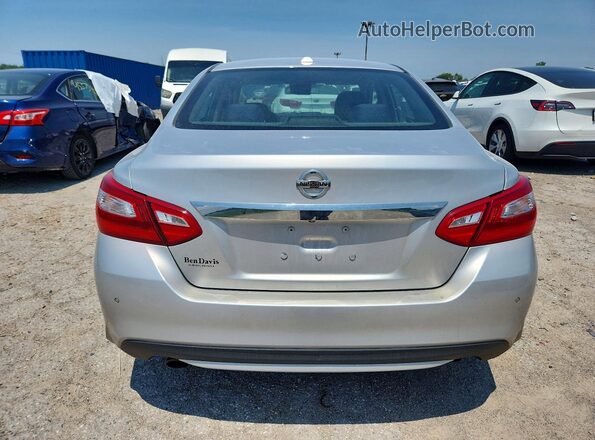 1N4AL3AP3GC267785 2016 NISSAN ALTIMA Silver Widok z tyłu