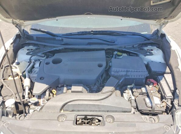 1N4AL3AP3GN333711 2016 NISSAN ALTIMA White Вид задньої частини салону