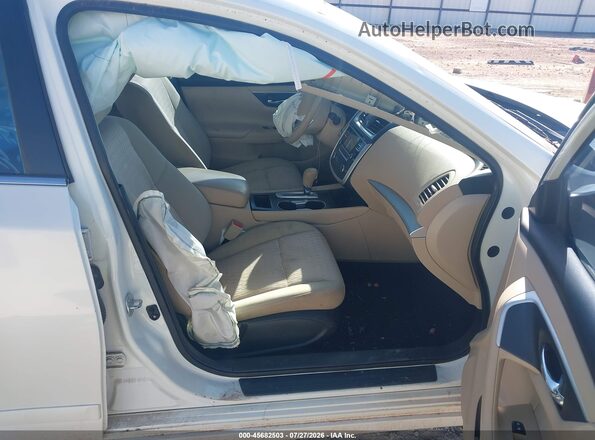 1N4AL3AP3GN371973 2016 NISSAN ALTIMA White Սալոնի դիմացի տեսք